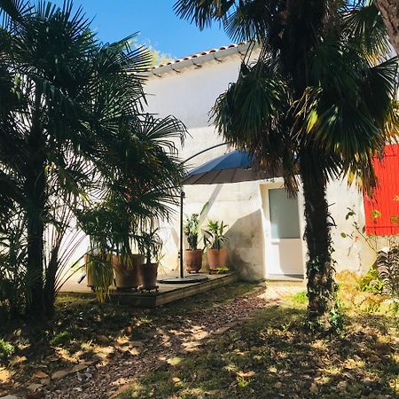 L'Auberge Meilhannaise Exteriör bild