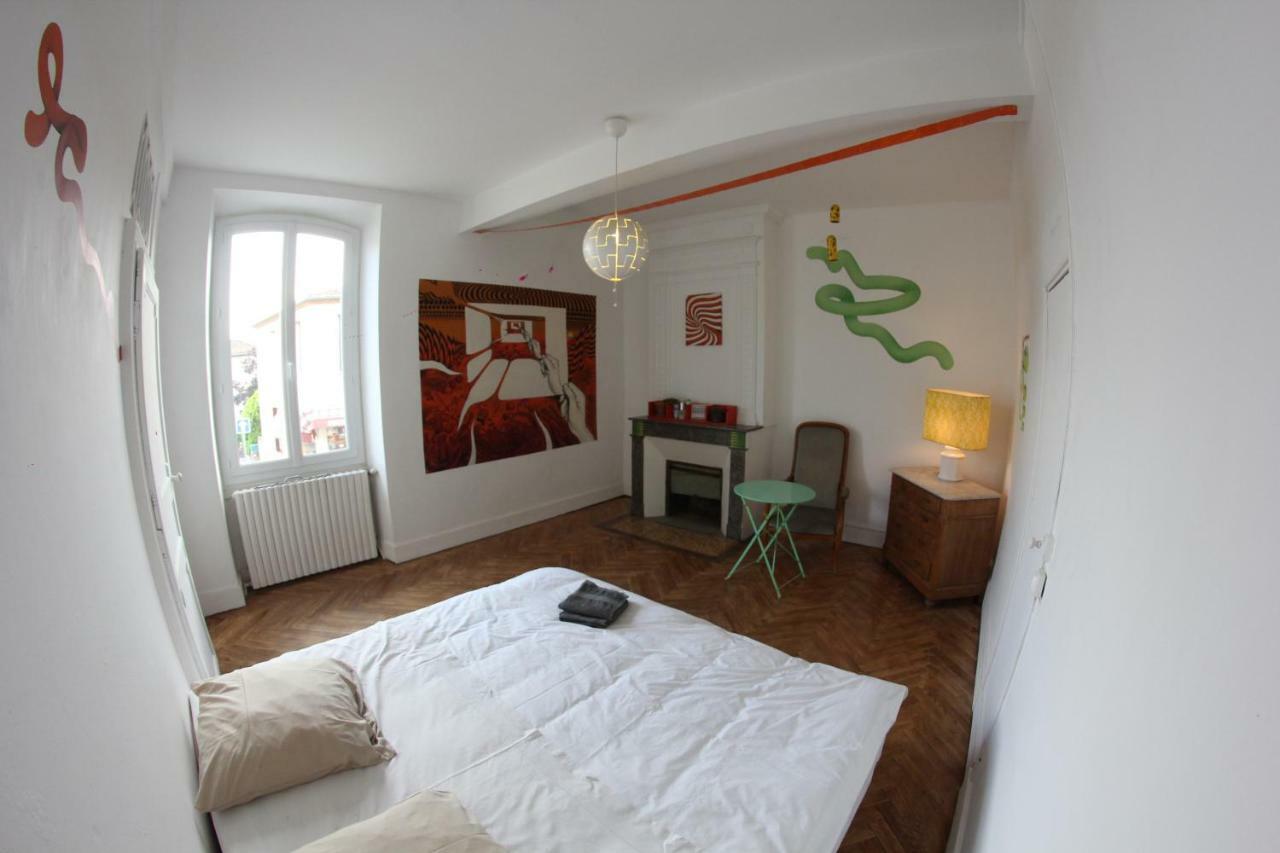 L'Auberge Meilhannaise Exteriör bild